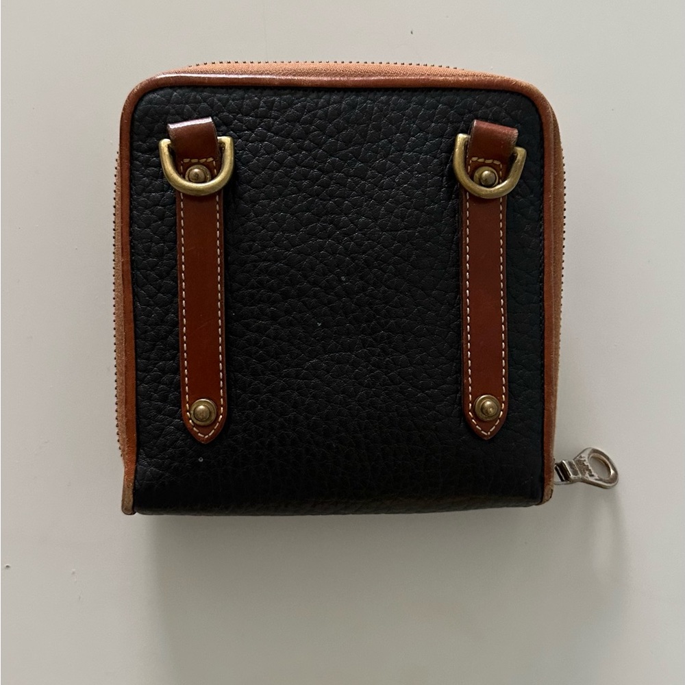Dooney & Bourke All-Weather Leather Small Zip-Along Crossbody Wallet Belt Purse - Picture 4 of 12